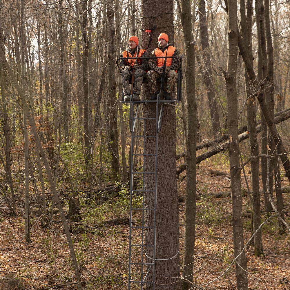 Lockdown 21 ft 2-Man Ladder Treestand - LD202E