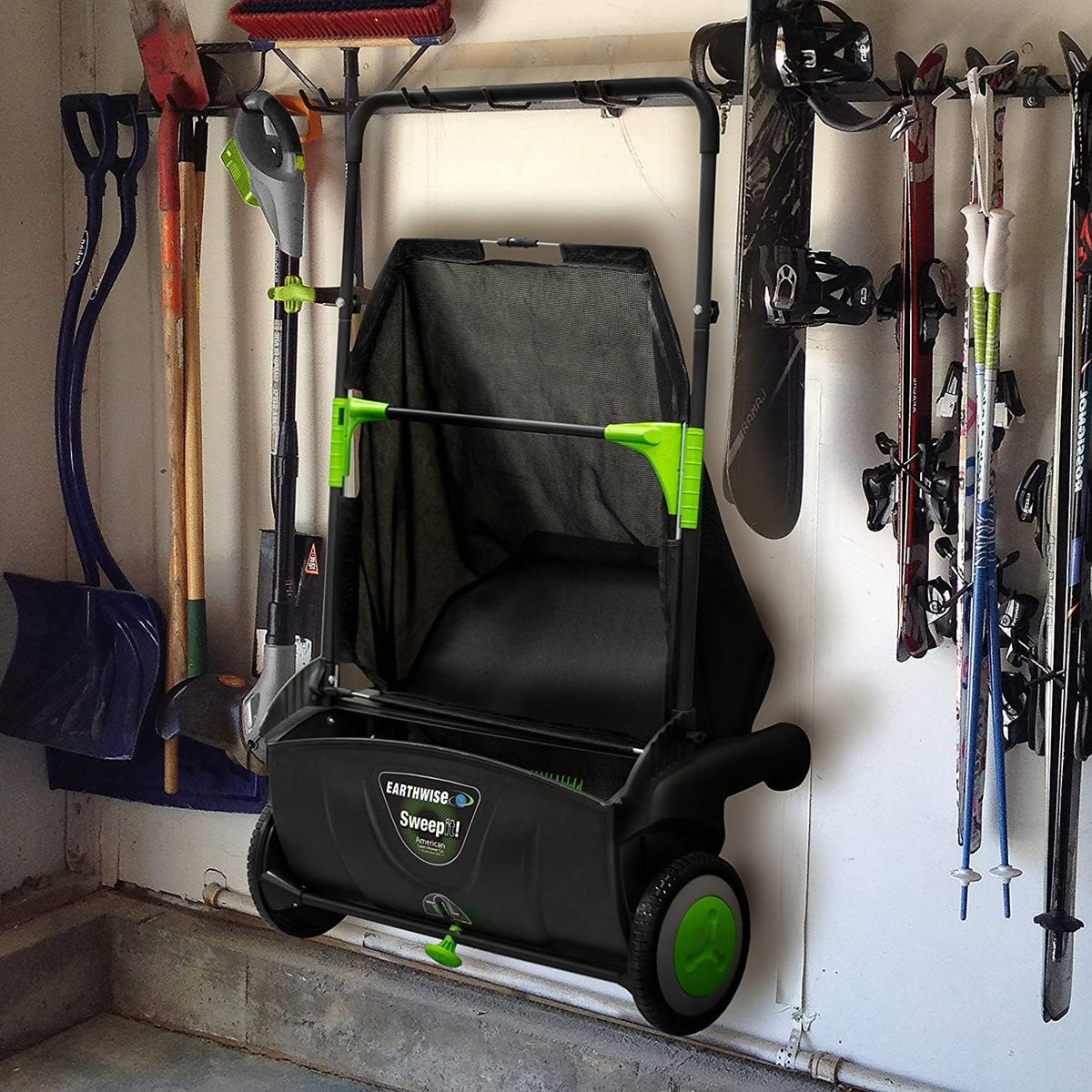 21-Inch Leaf And Grass Push Lawn Sweeper - Black