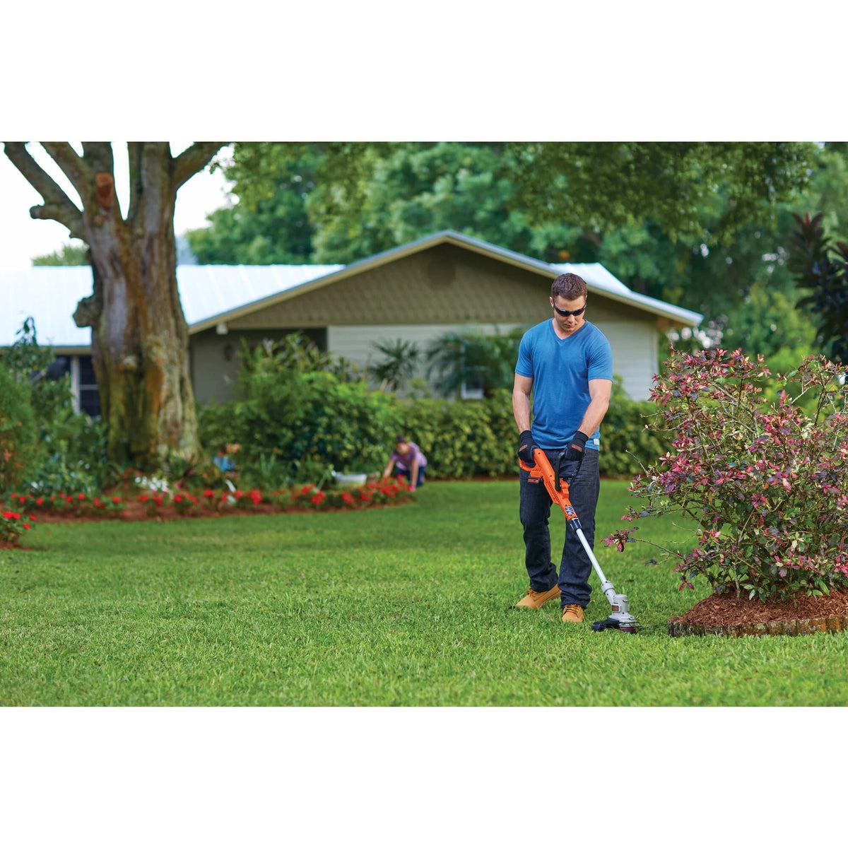BLACK+DECKER 20V Cordless String Trimmer And Edger With 2Ah Lithium Ion Battery