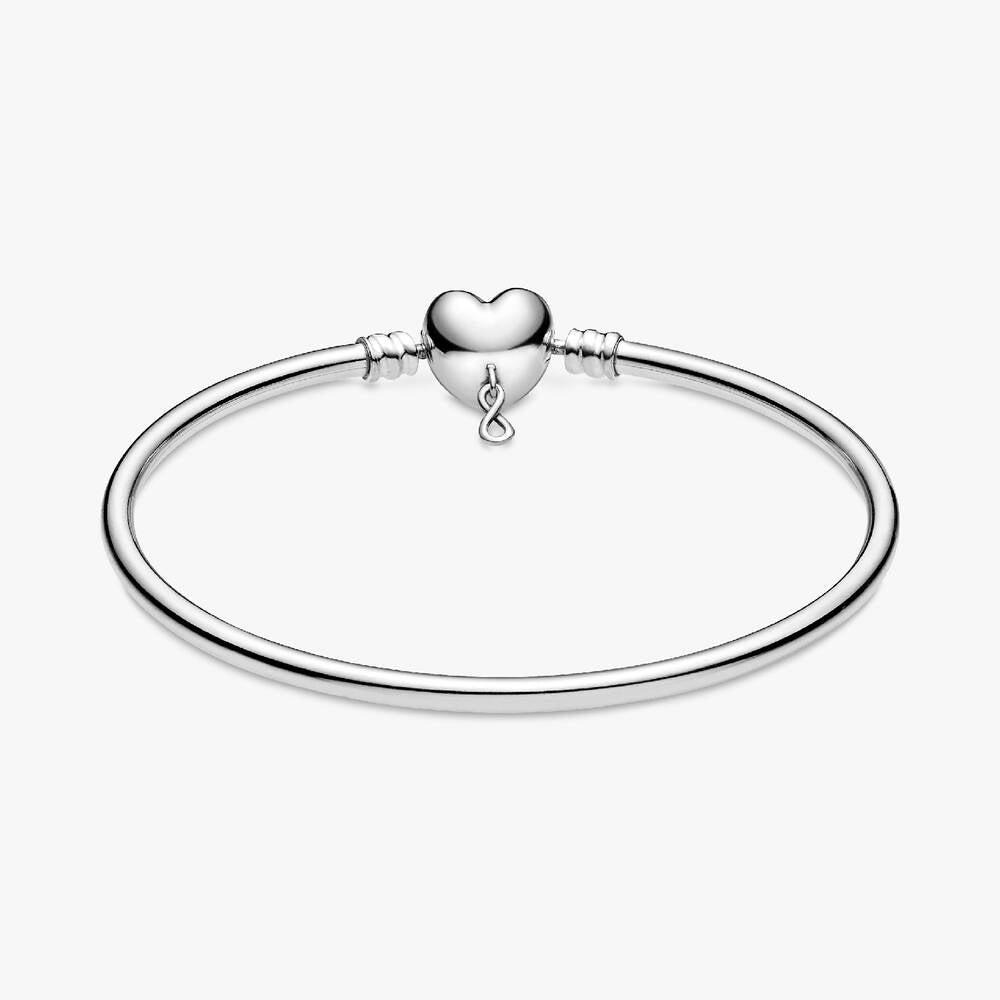 FINAL SALE - Pandora Moments Infinity Heart Clasp Bangle
