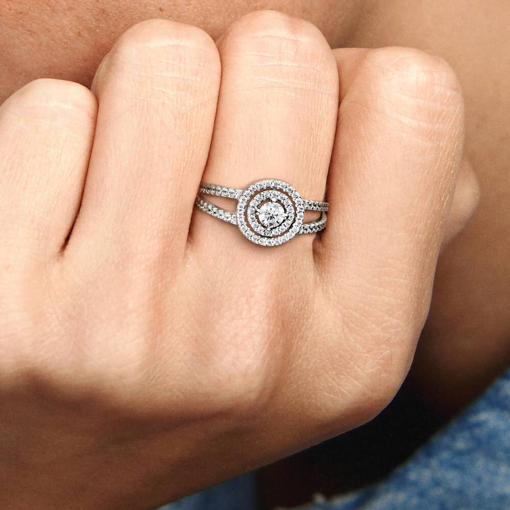 Sparkling Double Halo Ring