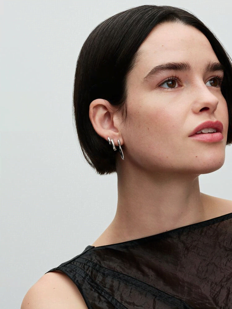 Organically V-shaped Open Hoop Earrings