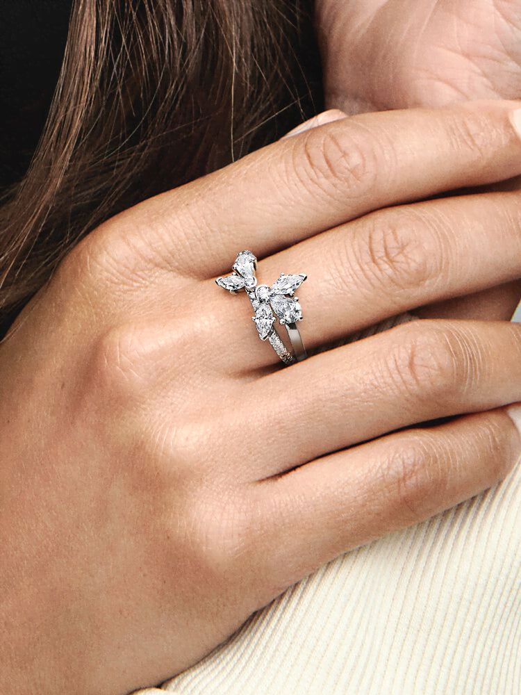Sparkling Asymmetrical Herbarium Cluster Ring