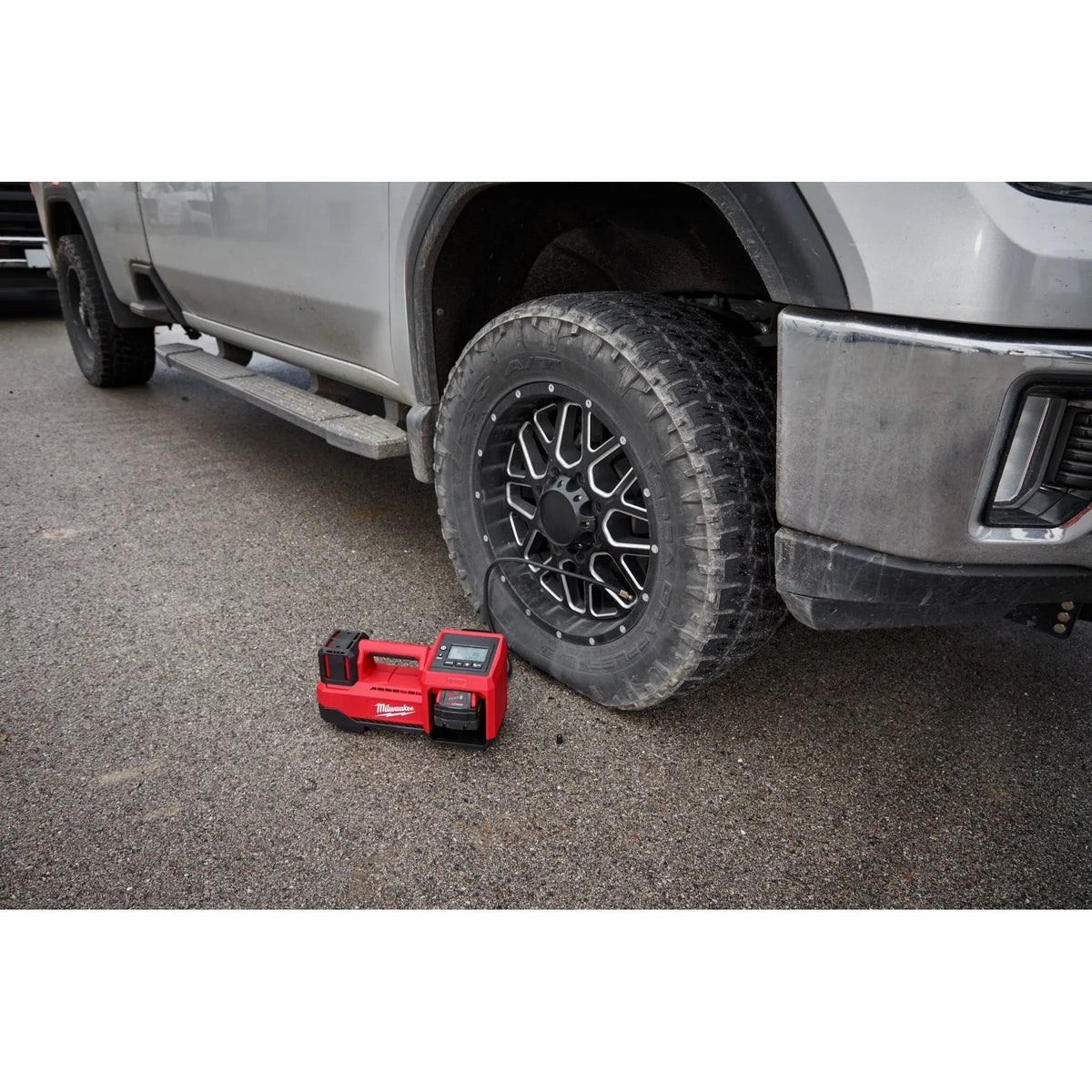 Milwaukee M18 Inflator Tool Only