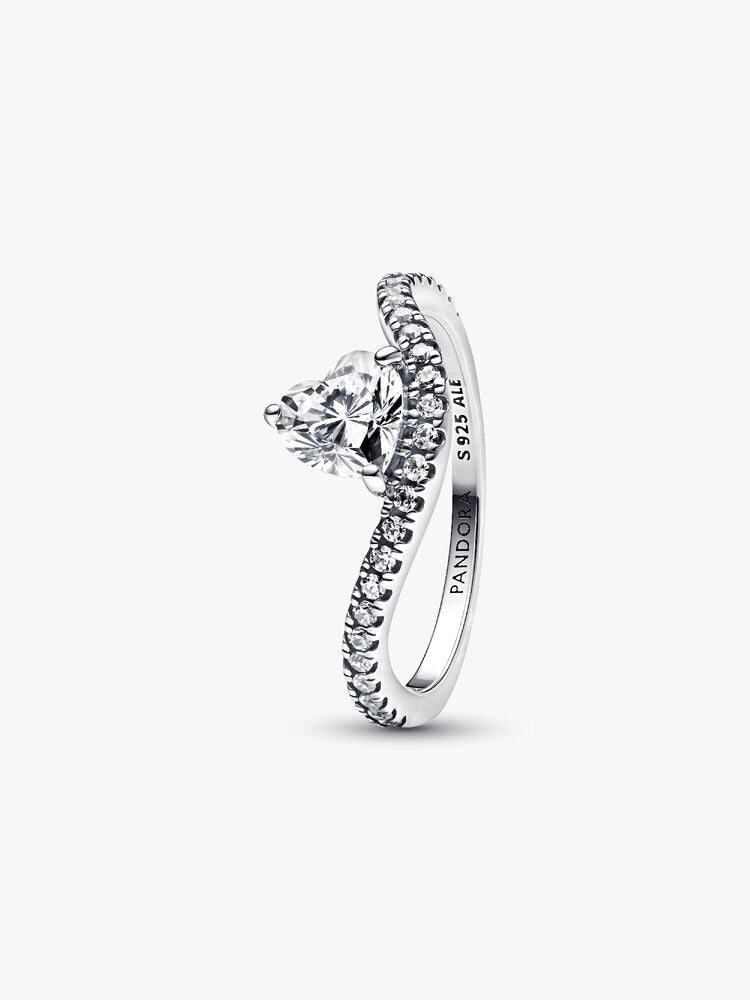 Wavy Pavé Heart Ring