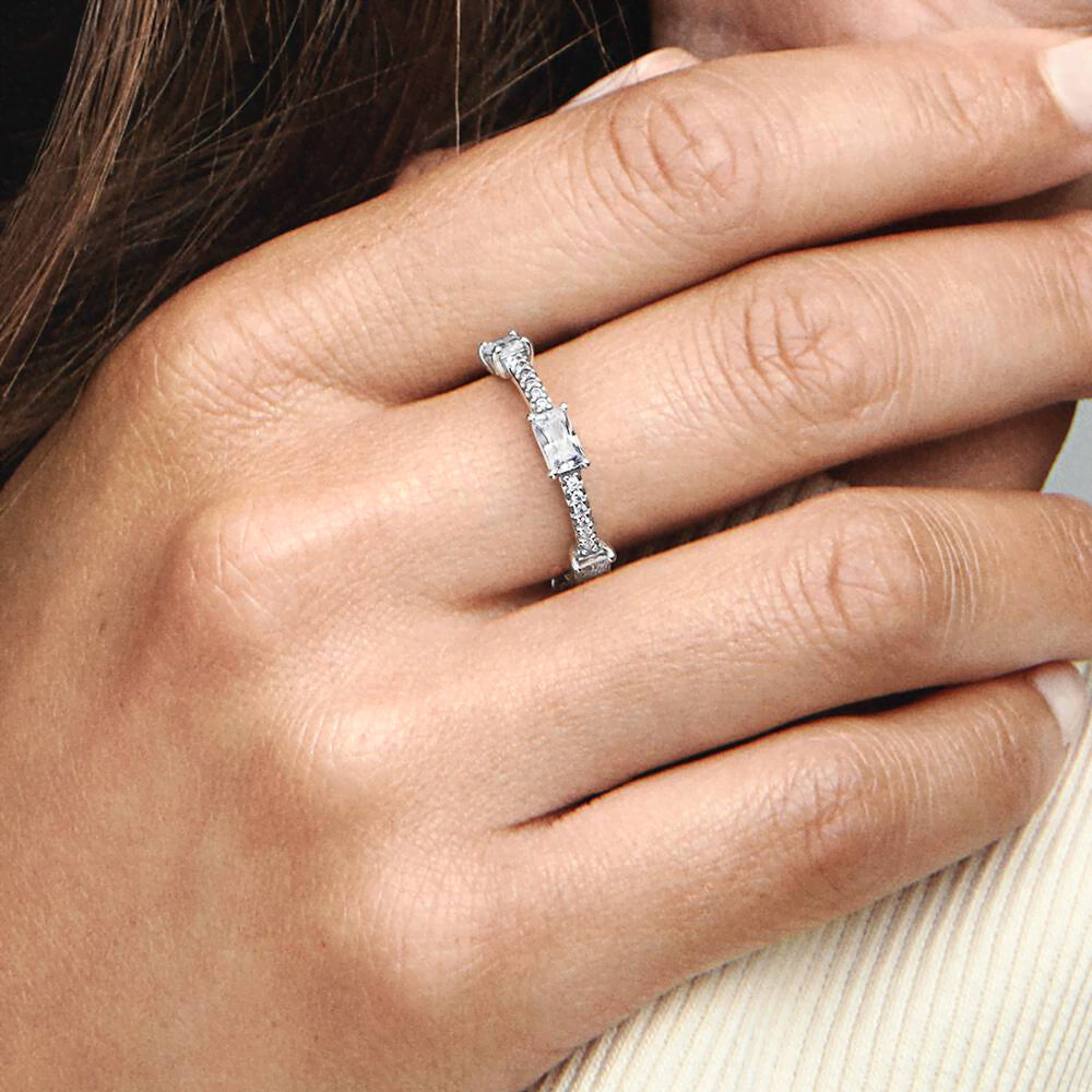 FINAL SALE - Rectangular Bars Sparkling Pavé Ring