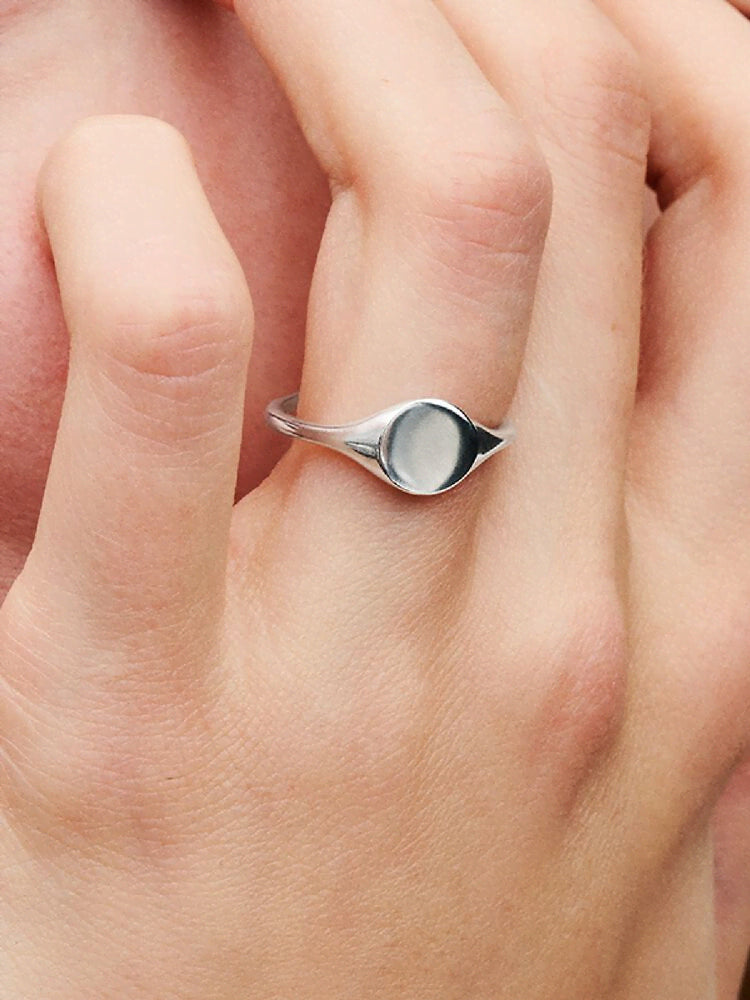 Engravable Signet Ring