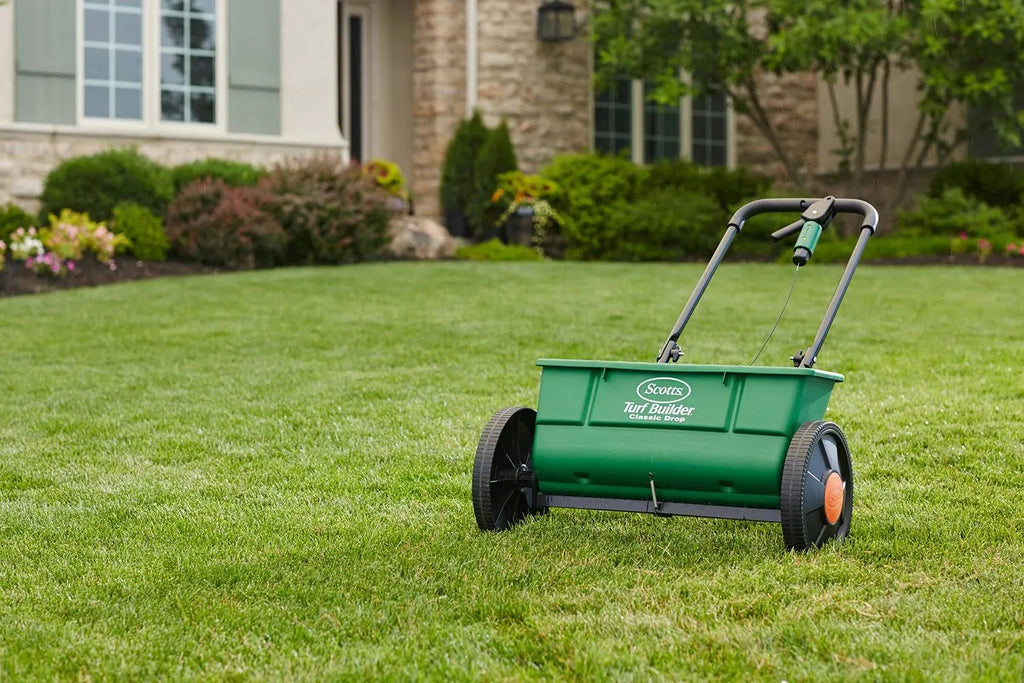 Scotts Lawn Drop Spreader - 56 cm (22 in) Spread Pattern