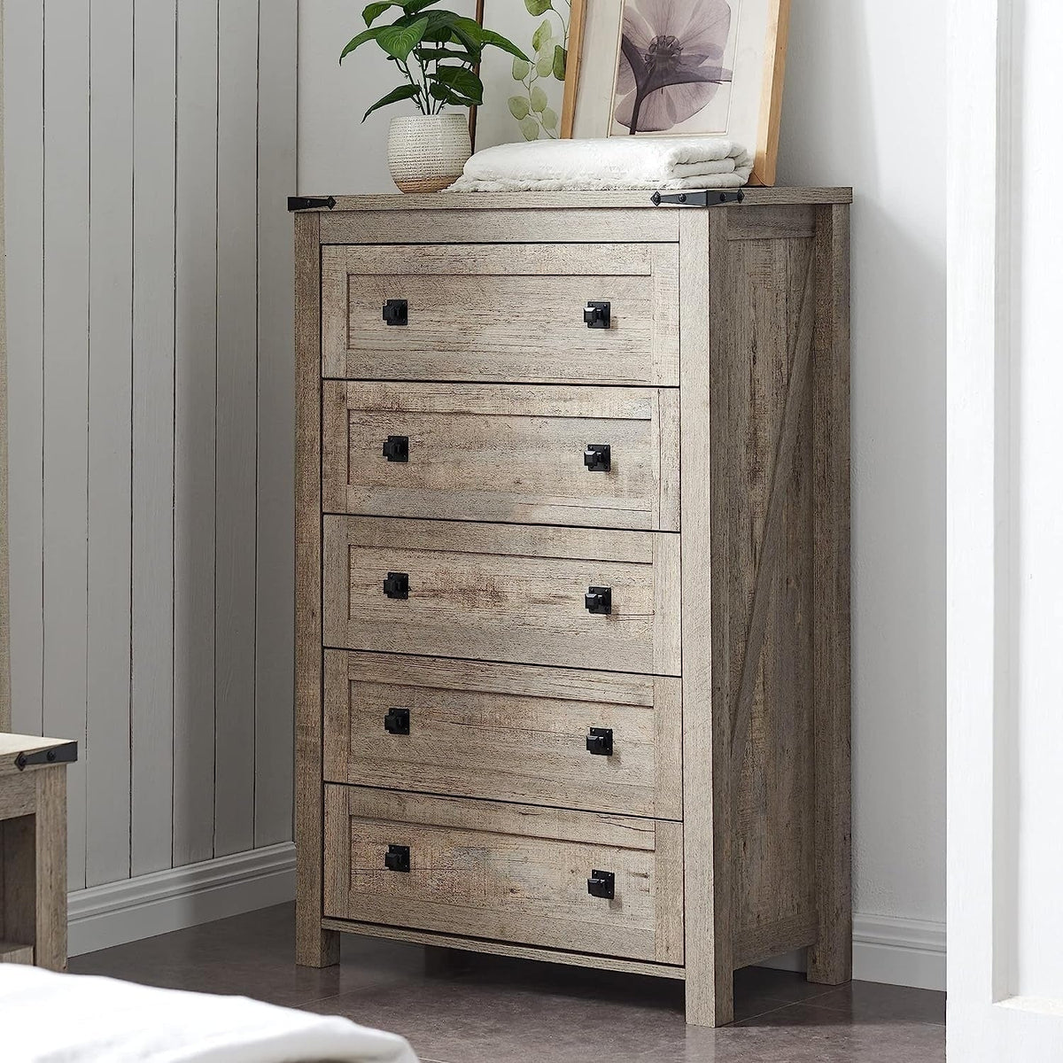 Farmhouse Engineered Wood 5-Drawer Dresser, 15.75in D x 31.25in W x 48in H