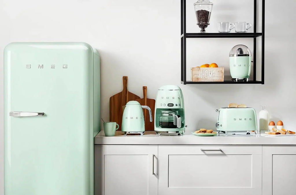 Smeg 50's Retro Style Drip Filter Coffee Machine, 10 Cups, Pastel Green