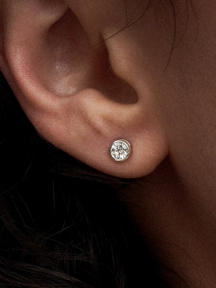 Pandora Era Bezel Sterling Silver Lab-grown Diamond Earrings