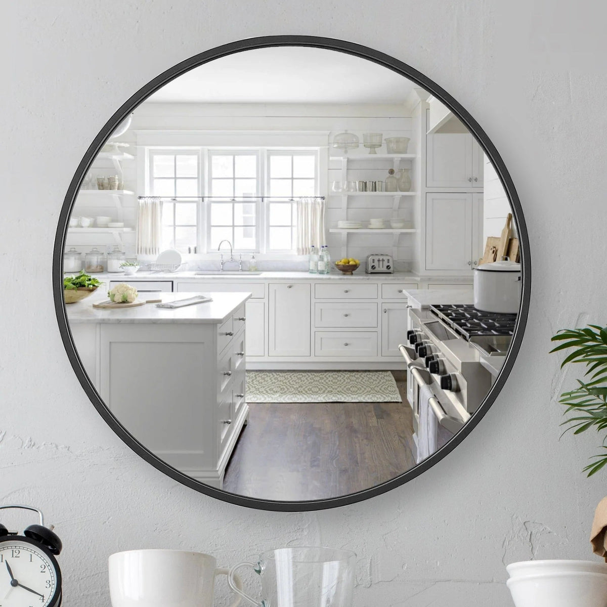Round Aluminum Wall Mirror With Decorative Metal Frame