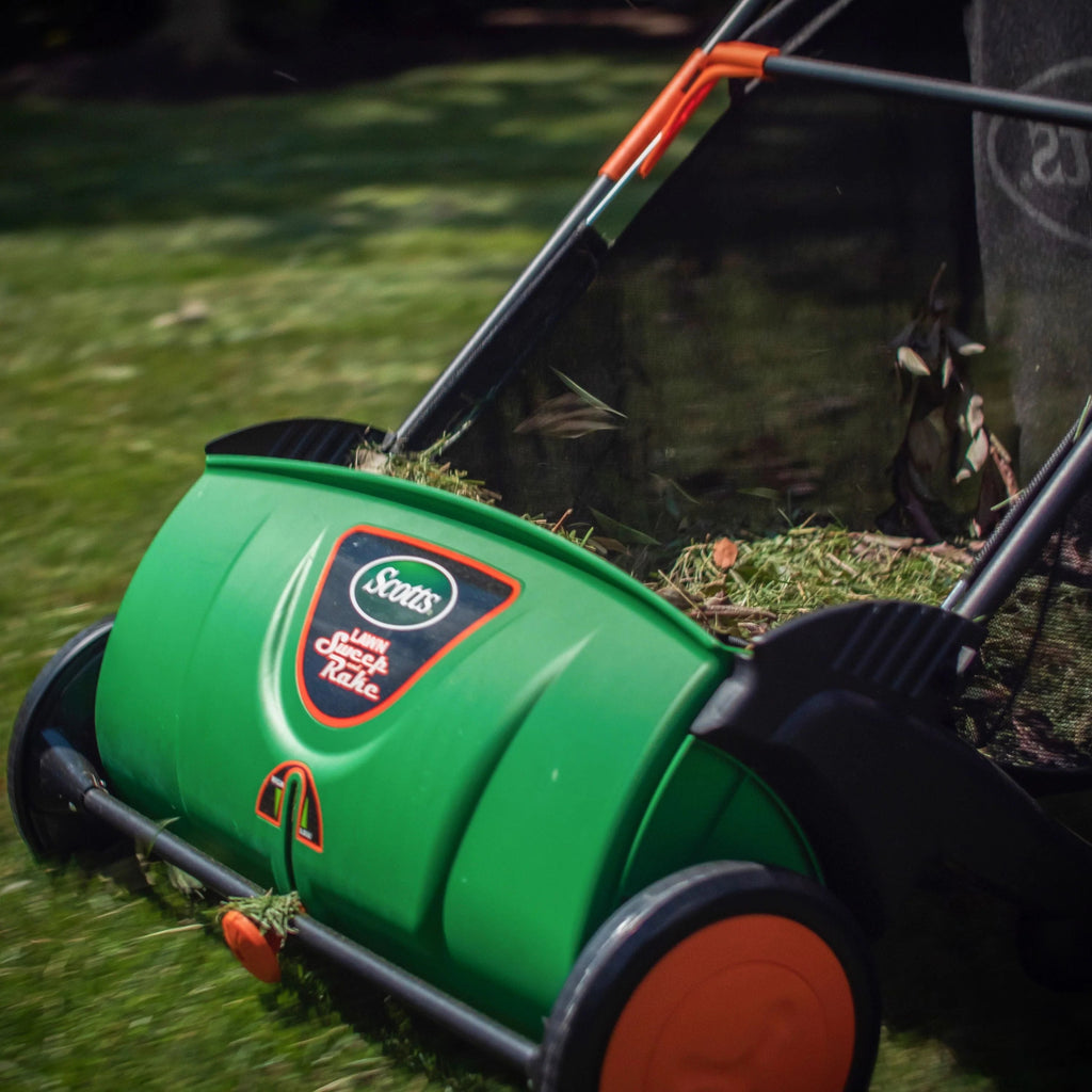 Scotts 26-Inch Push Lawn Sweeper - LSW70026S