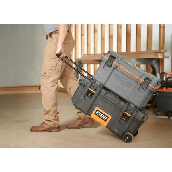 27Qt High-Impact Resin Cooler With Carry Handle