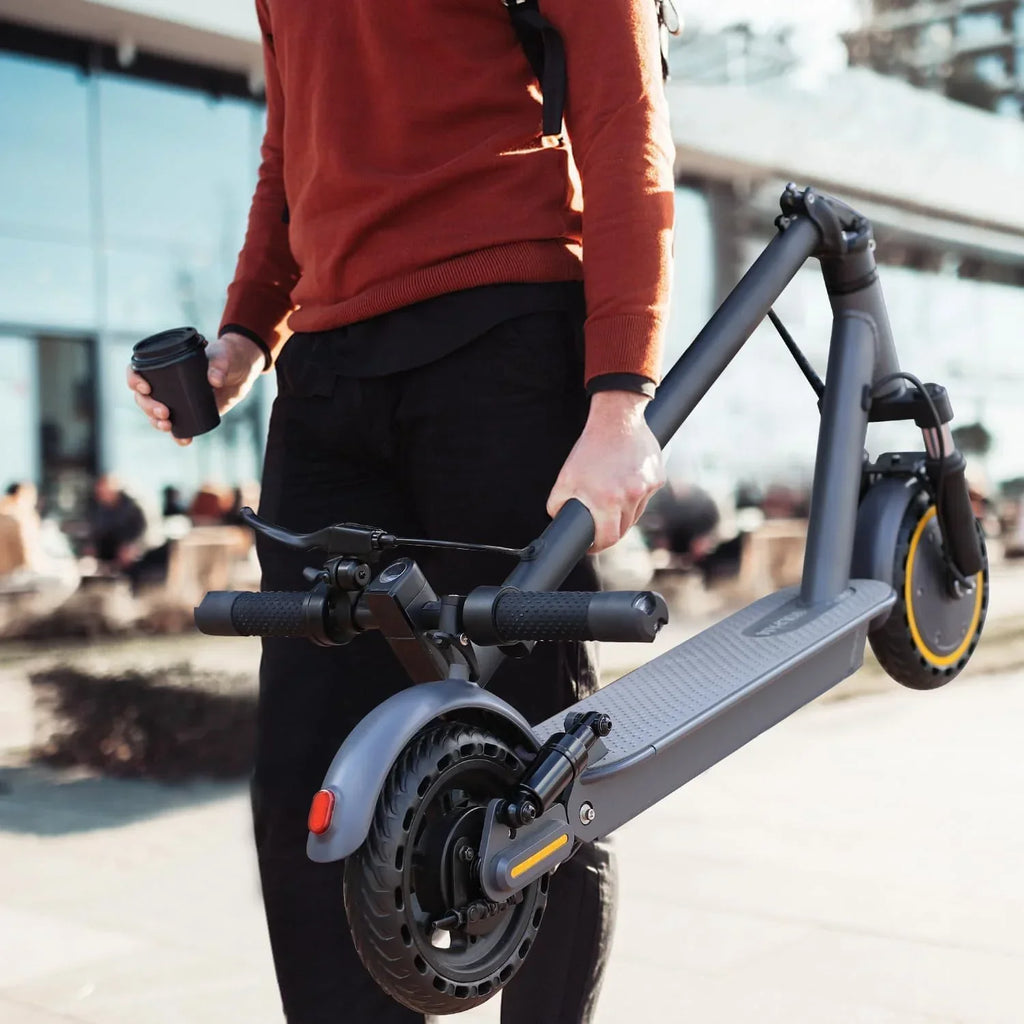Electric Scooter 350W/500W Motor, 8.5/10 Solid Tires, 19/22 Mph, 28/21/12 Miles Range
