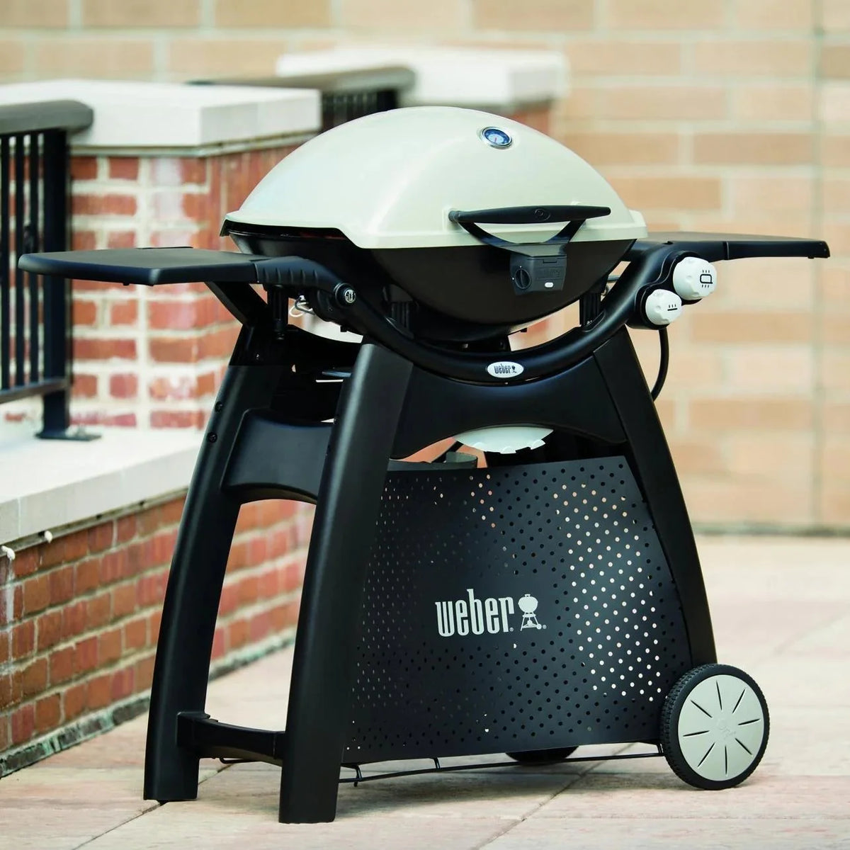 Weber Q 3200 Propane Gas Grill, Titanium, 462 Sq. In. - 57060001