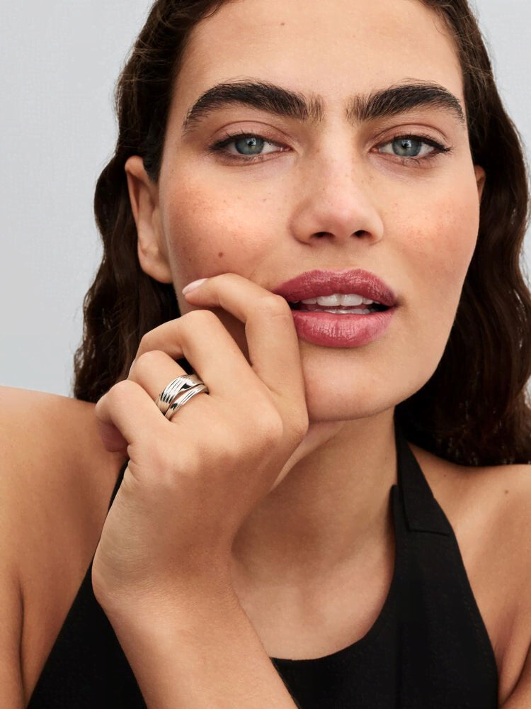 Twisted Double Ring