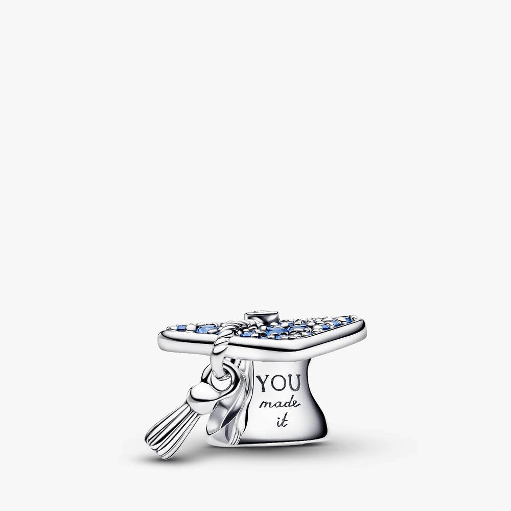 Sparkling Blue 2026 Graduation Cap Charm
