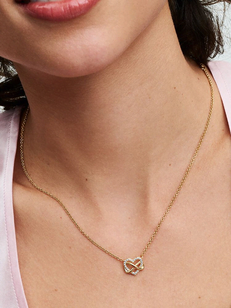 Sparkling Infinity Heart Collier Necklace