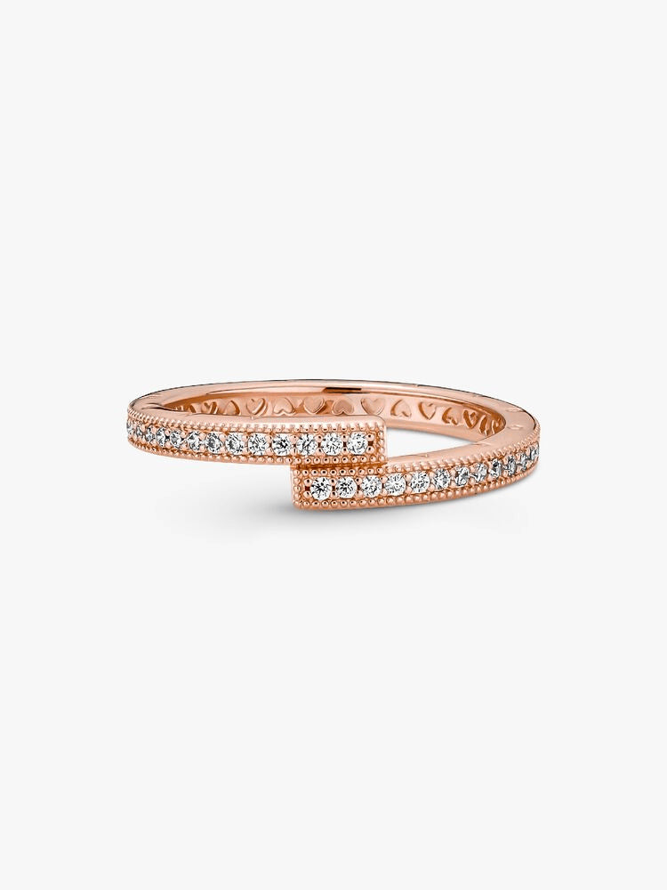 FINAL SALE - Sparkling Overlapping Ring