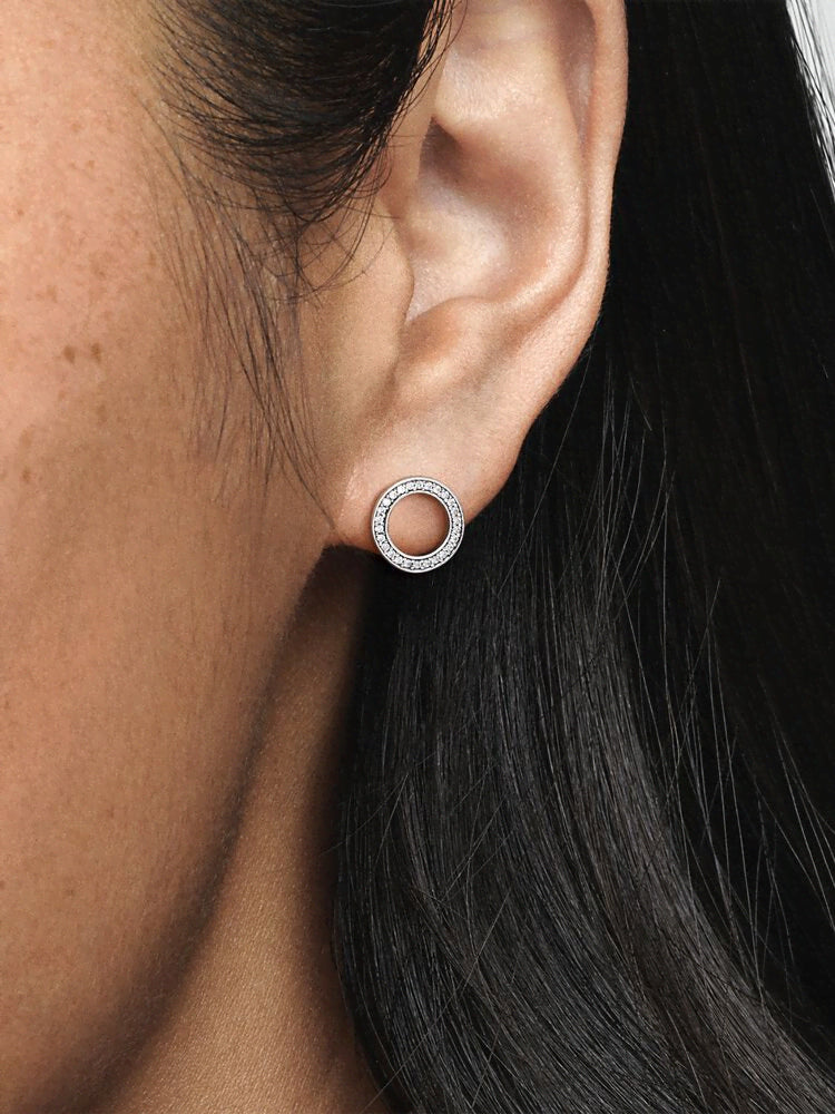 Sparkling Circle Stud Earrings