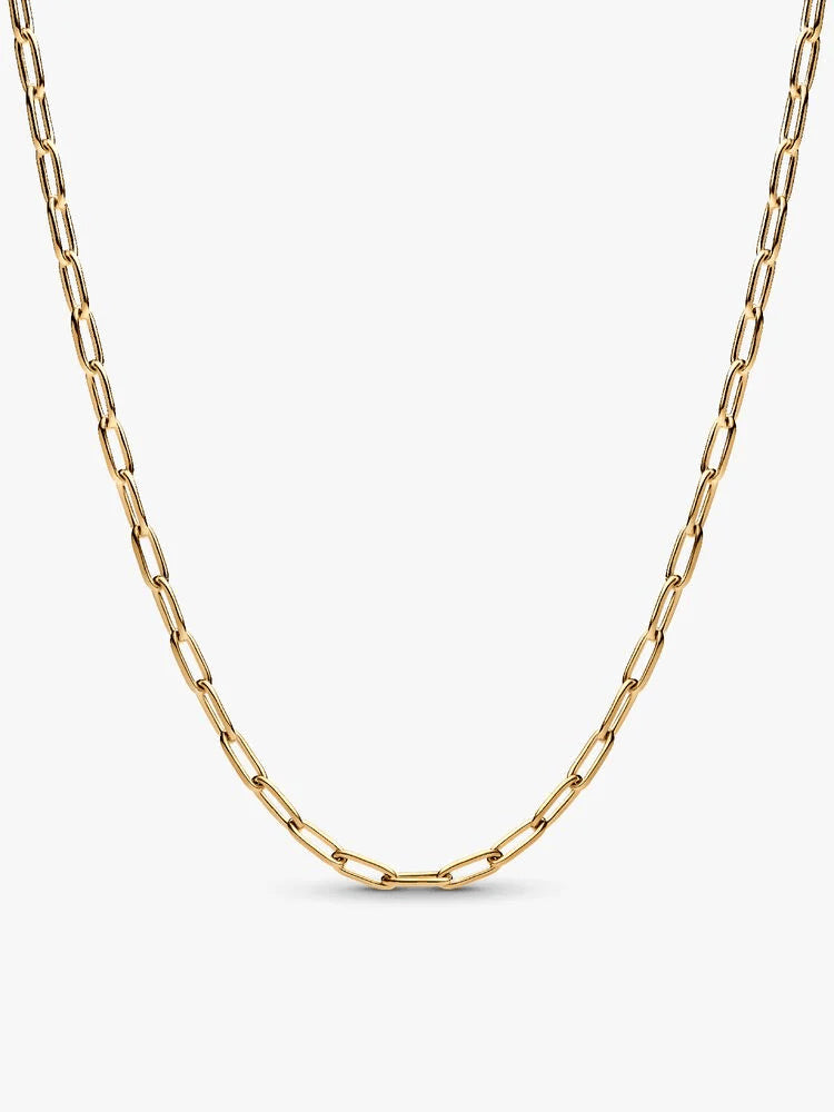 Yoonchae’s Shell Charm Necklace Set
