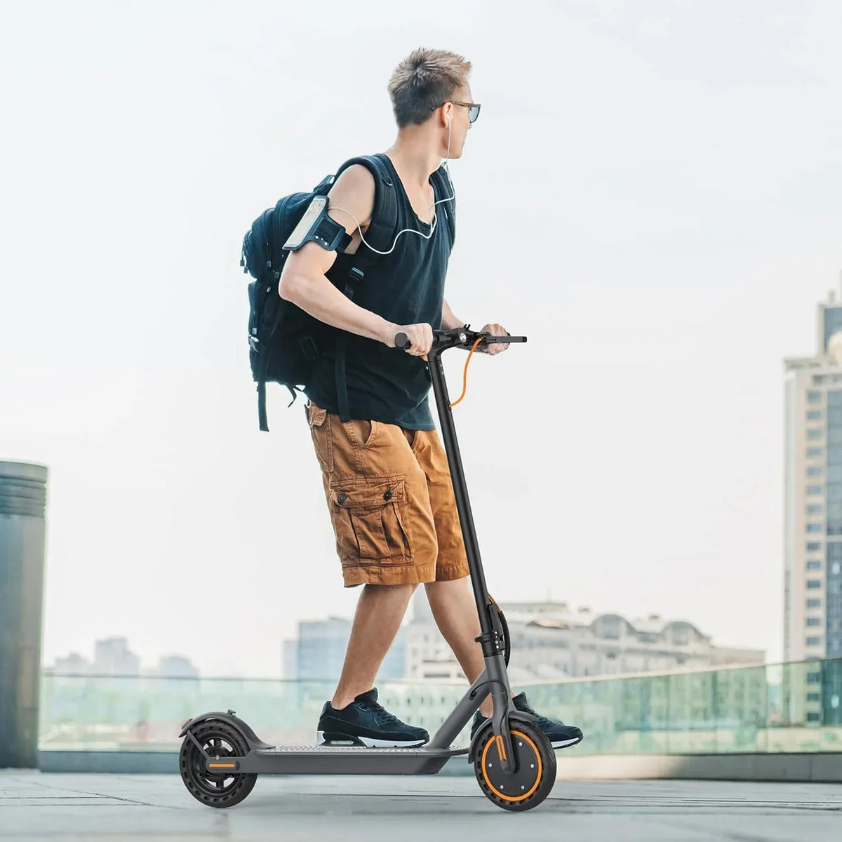 Electric Scooter 350W/500W Motor, 8.5/10 Solid Tires, 19/22 Mph, 28/21/12 Miles Range