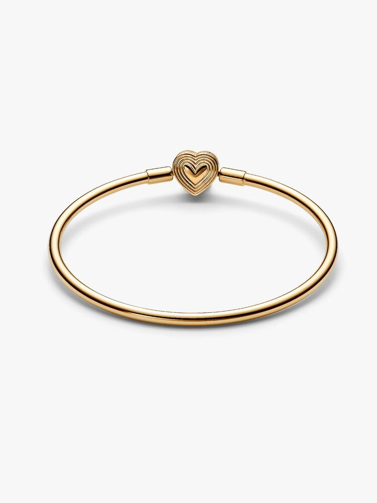 Radiating Heart Clasp Bangle