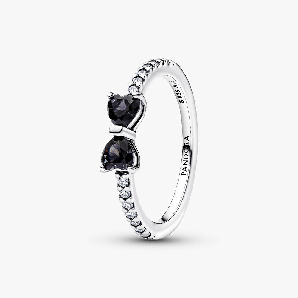 Sparkling Black Bow Ring