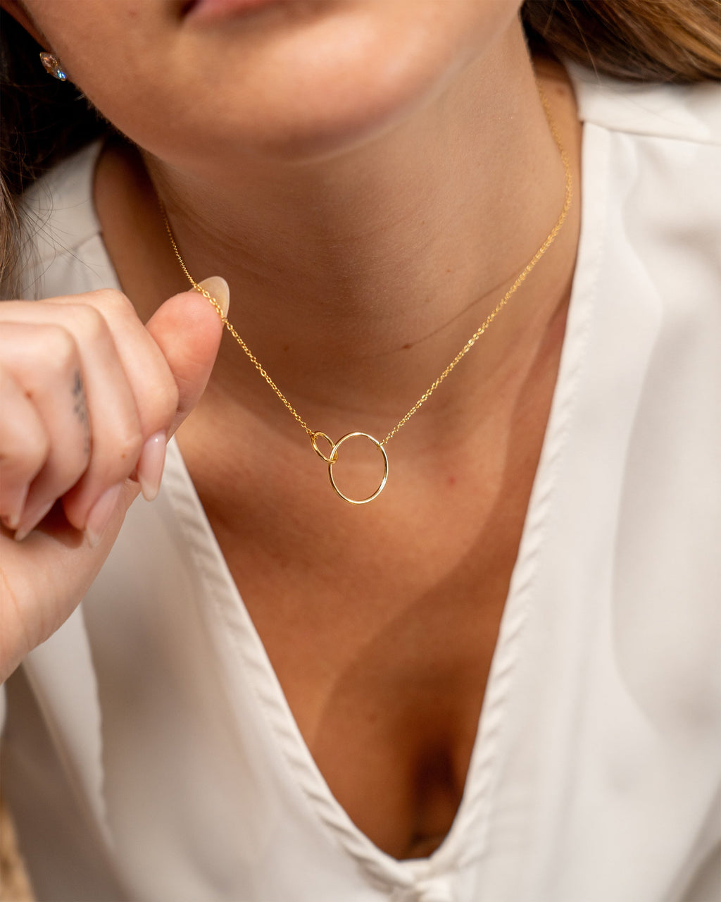 Interlocking Open Circle Pendant - view 8