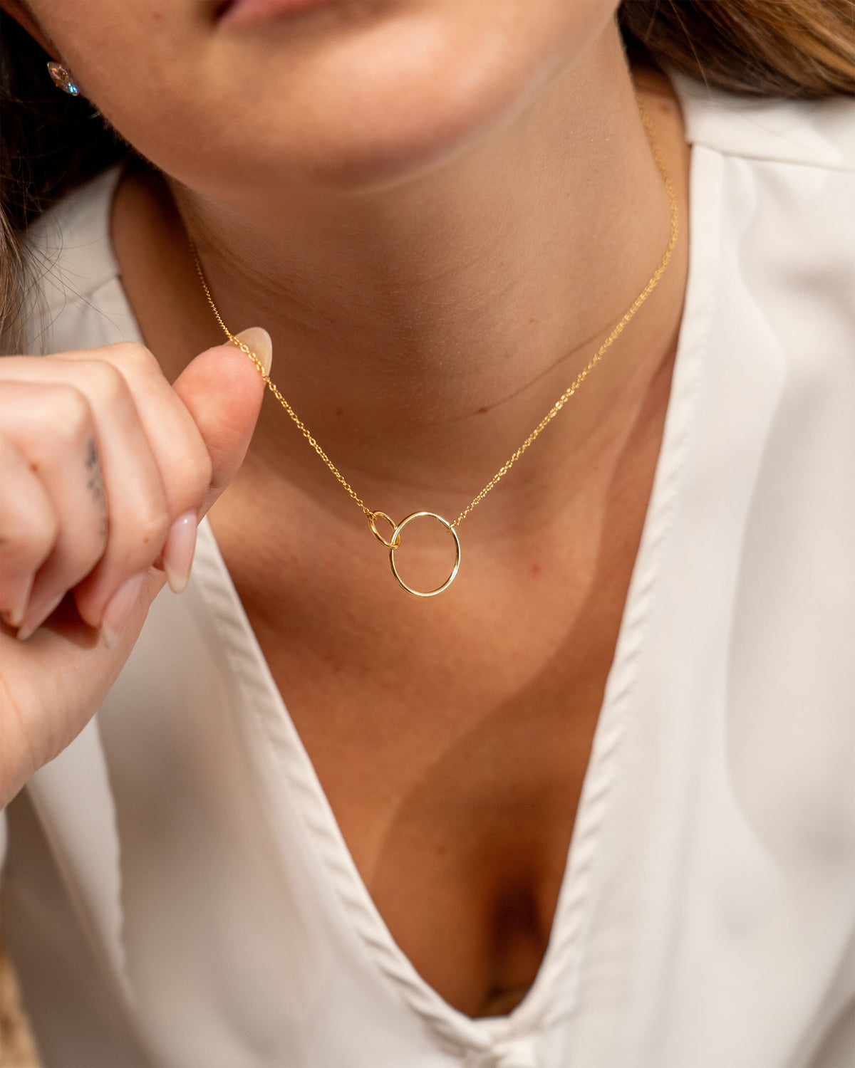 Interlocking Open Circle Pendant - view 8