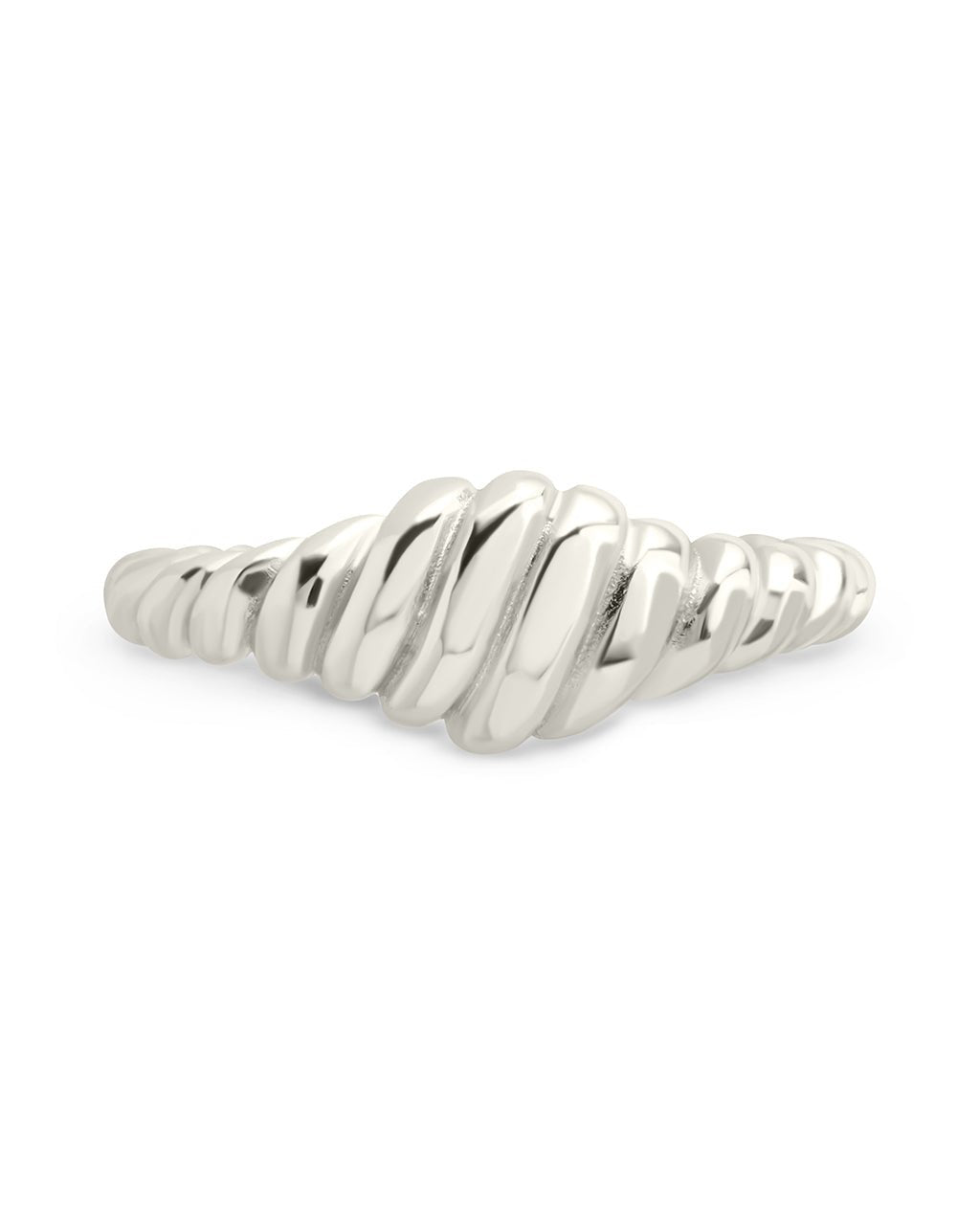 Paula Ribbed Ring in Silver