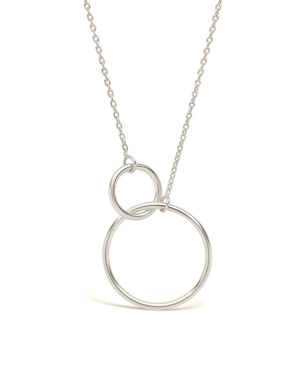 Interlocking Open Circle Pendant in Silver