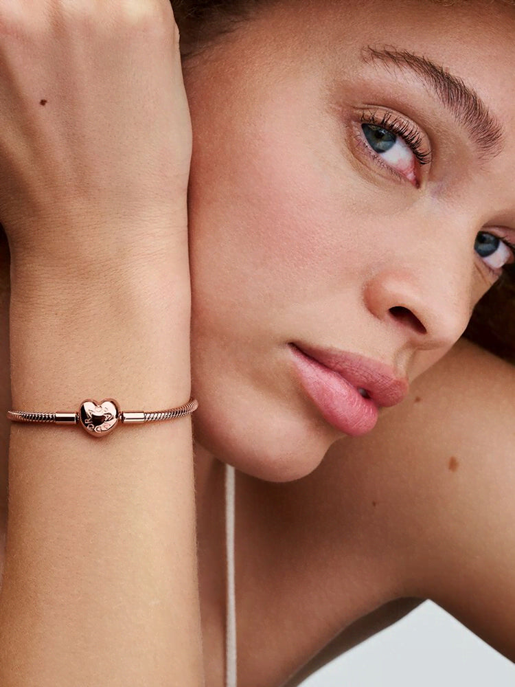 Pandora Moments Heart Clasp Snake Chain Bracelet