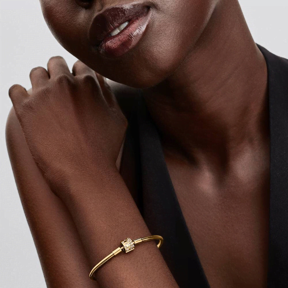 FINAL SALE - Sparkling Barrel Clasp Bangle