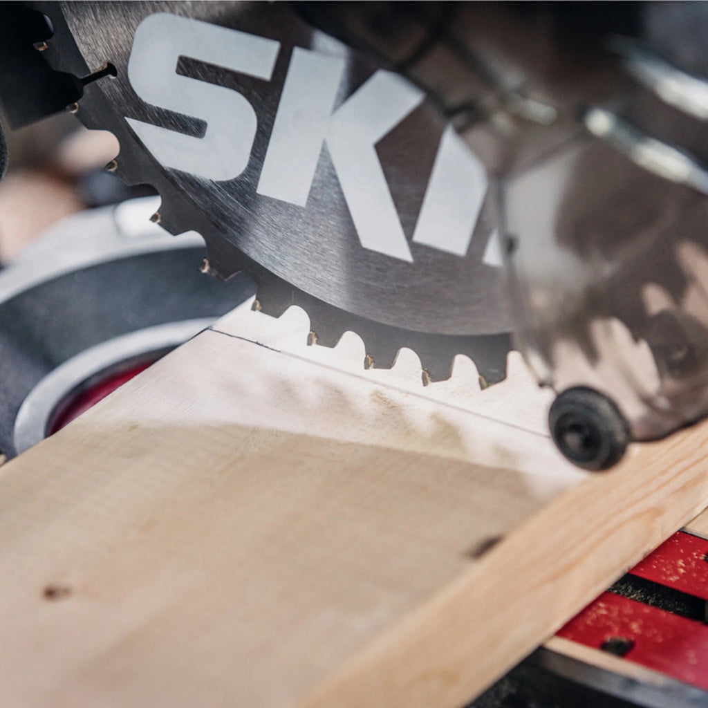 SKIL 15 Amp 10 in Corded Electric Dual Bevel Sliding Miter Saw