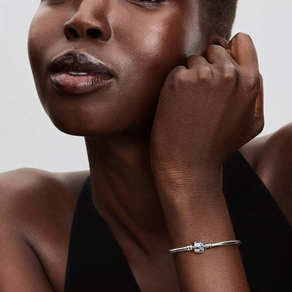 FINAL SALE - Sparkling Barrel Clasp Bangle