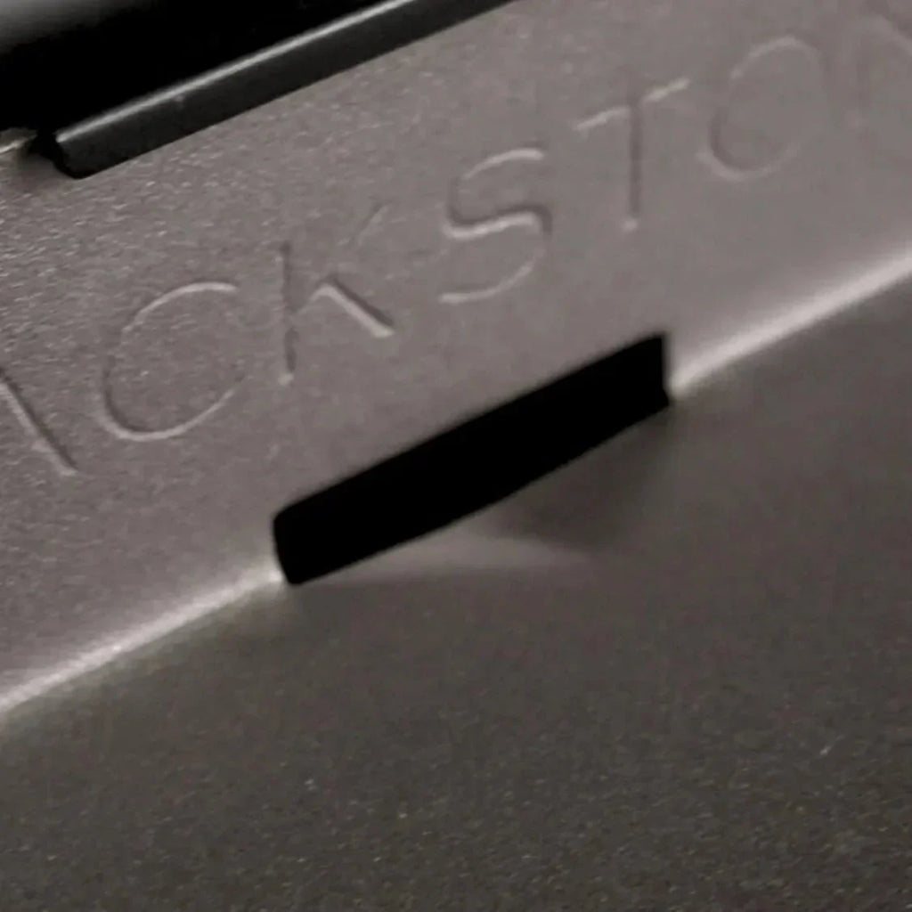 Blackstone On The Go 17in Griddle With Hood And Stand - 1939