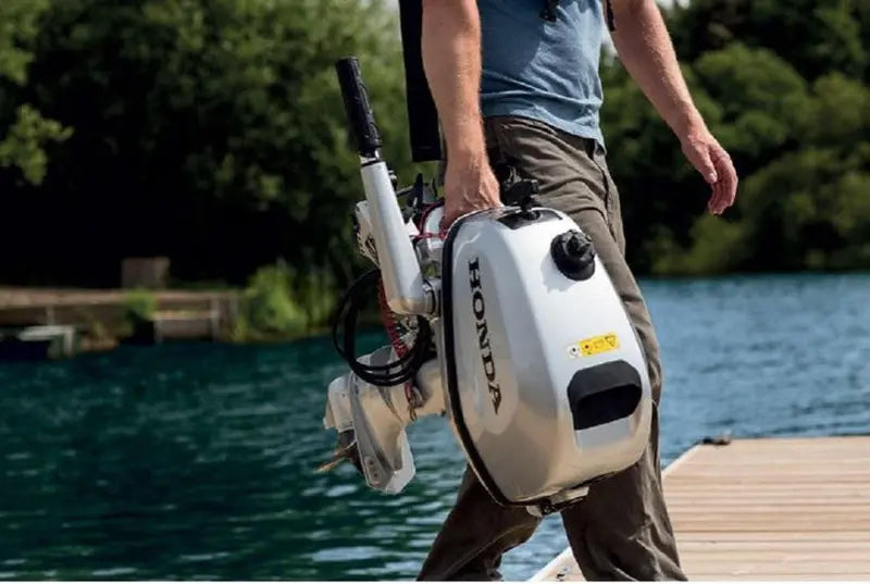 Honda Marine 5HP Outboard Motor With Tiller Handle, 20 in Shaft - BF5DHLHNA