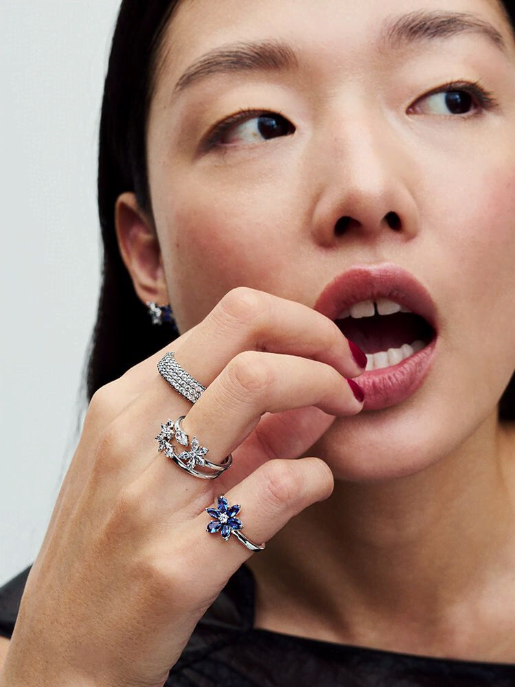 Sparkling Herbarium Cluster Open Ring