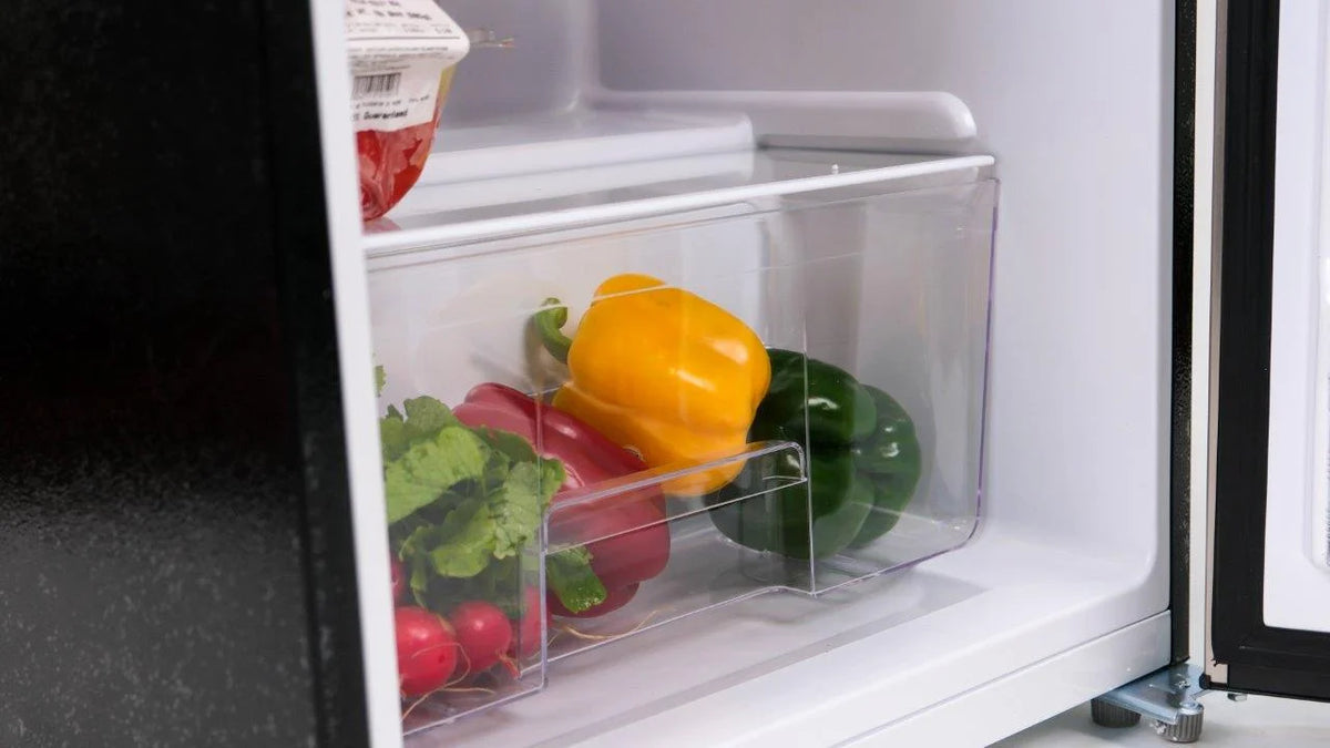 Frigidaire Top-Freezer Refrigerator 7.5 Cu. Ft. Stainless Look