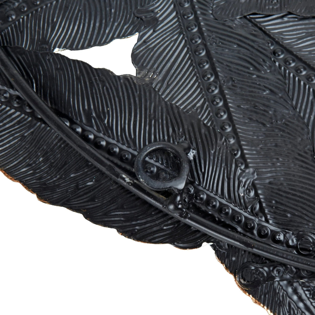Textured Feather 3-Piece Metal Disc Wall Decor Set - 20in, 17.25in, 14.25in