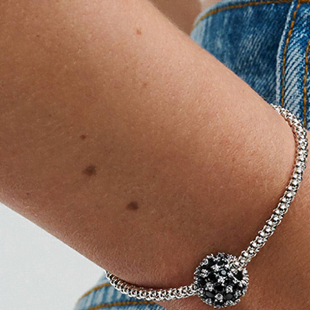 Sparkling Pavé Round Black Charm