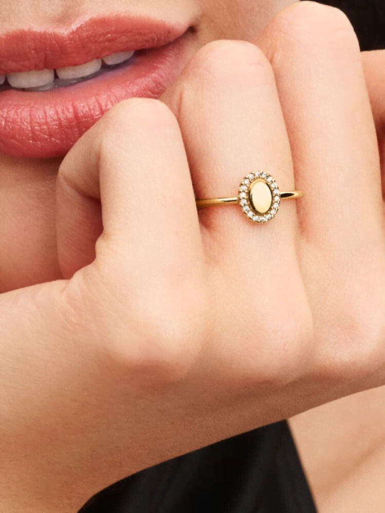 Engravable Oval Halo Ring