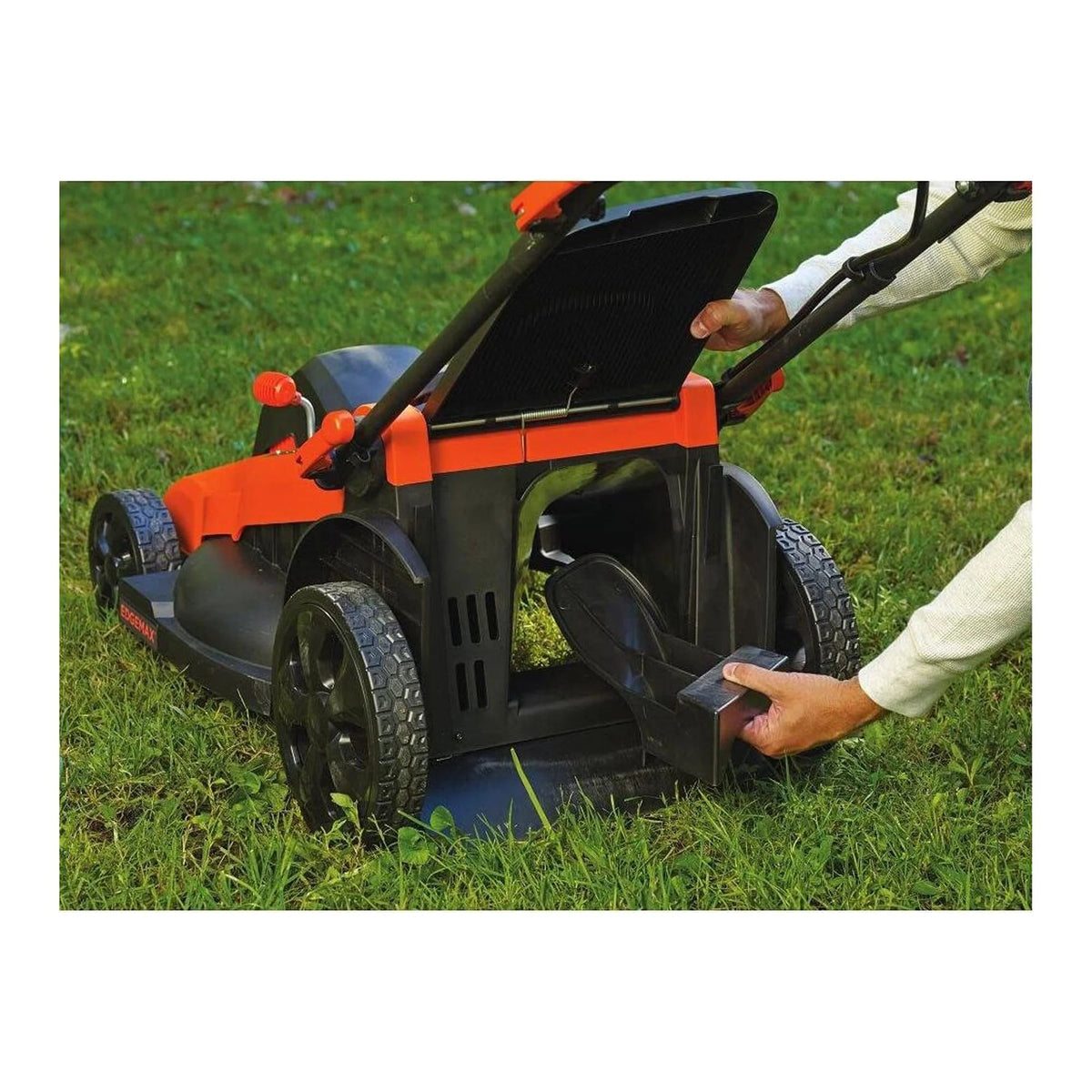 BLACK+DECKER 40V MAX Cordless Lawn Mower With 2 Batteries And Charger - CM2043C