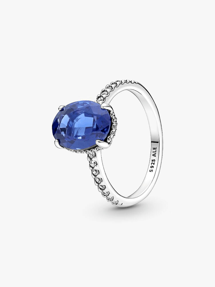 Sparkling Statement Halo Ring