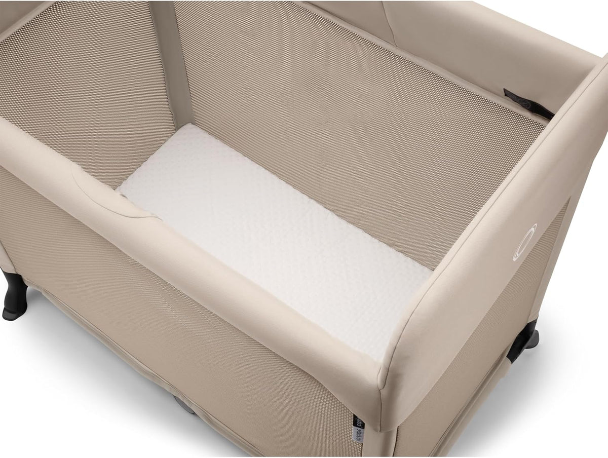 Bugaboo Stardust Foldable Play Yard With Zip-In Bassinet - Midnight Black