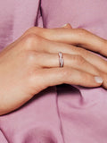 Sparkling Twisted Lines Ring