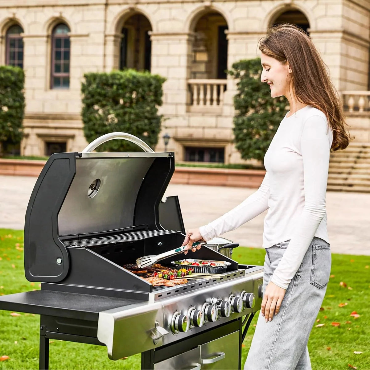 MELLCOM 4 Burner Propane Gas Grill With Cast Iron Grates And Side Stove, 44,000 BTU, Black - BBQ-4+1