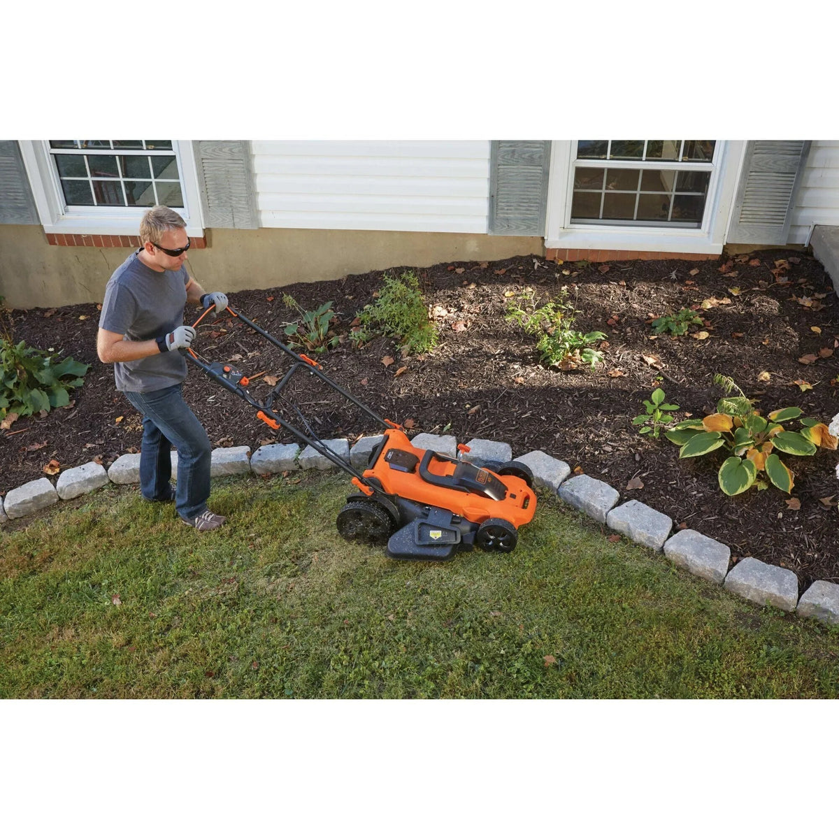 BLACK+DECKER 40V MAX Cordless Lawn Mower With 2 Batteries And Charger - CM2043C